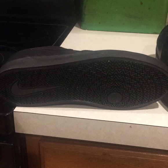 Unisex black Nike women’s men’s 5.5 new in box - Picture 8 of 12